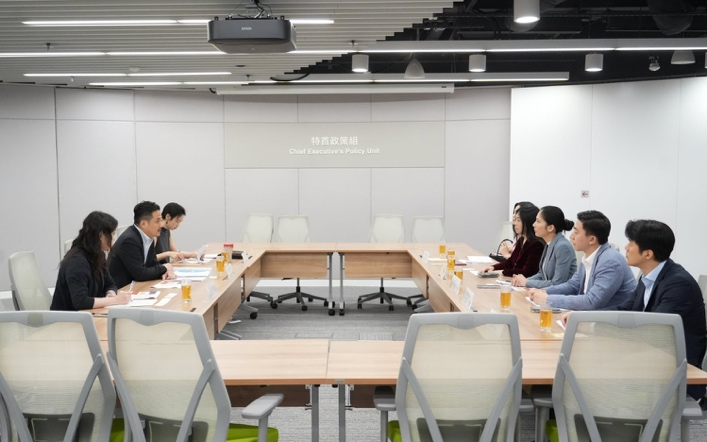 特首政策組組長黃元山博士與保利香港拍賣（Poly Auction Hong Kong）代表會面。