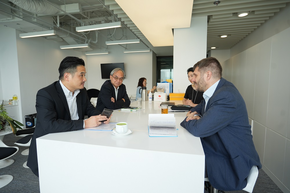 黃元山博士與世界大都市協會秘書長Jordi Vaquer會面交流。