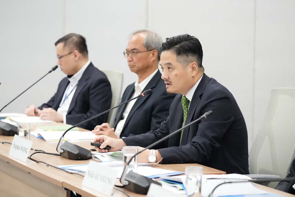 特首政策組為民間和大學智庫舉行《施政報告》線上簡報會。
