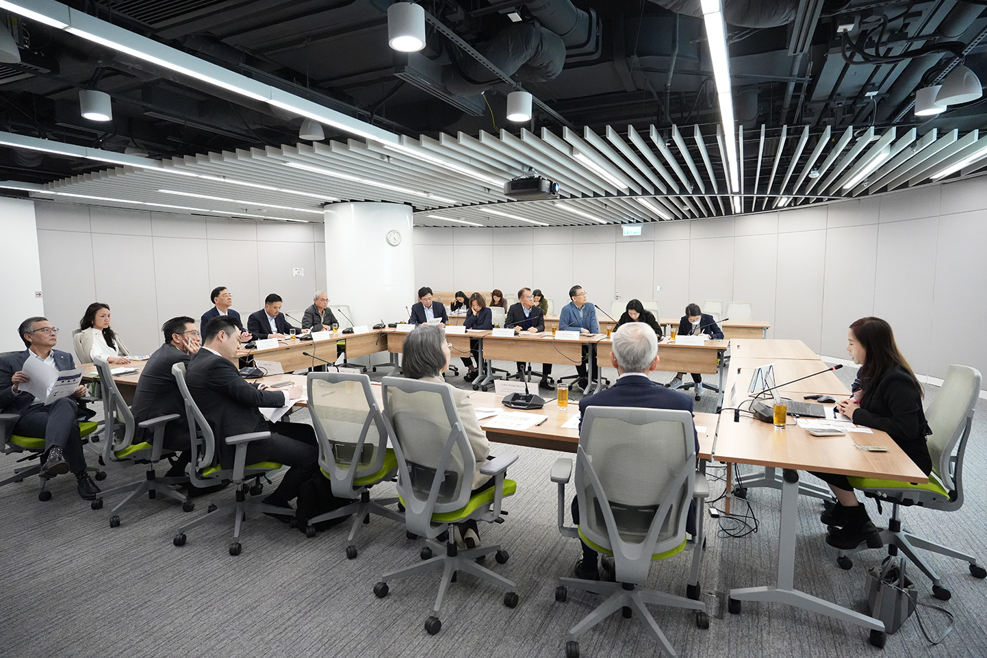 策略性公共政策研究資助計劃研究項目結題會—跨境醫療趨勢：解鎖兩地健康資源的機遇與挑戰 - 圖2