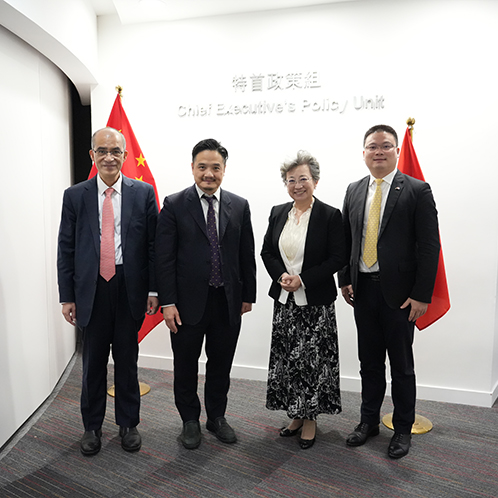 與中華人民共和國駐迪拜總領事歐渤芊會面  討論兩地合作發展機遇 (Chinese only)